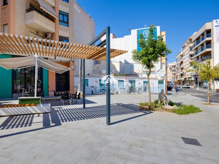 Apartment for Sale in Guardamar - El Raso Guardamar Del Segura, Alicante 32