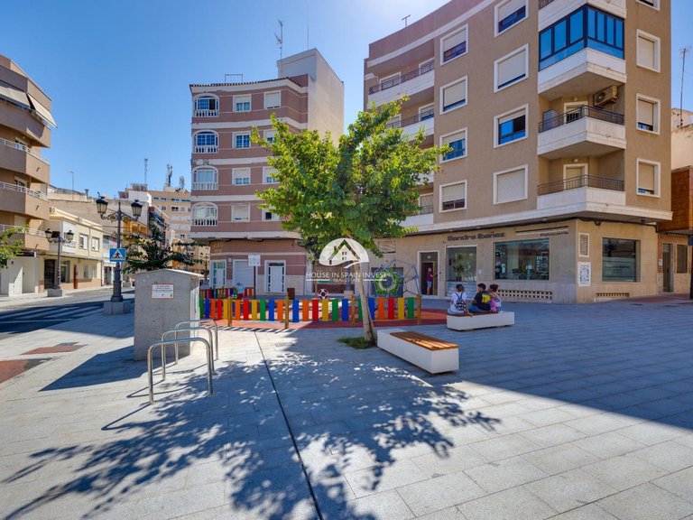 Apartment for Sale in Guardamar - El Raso Guardamar Del Segura, Alicante 33