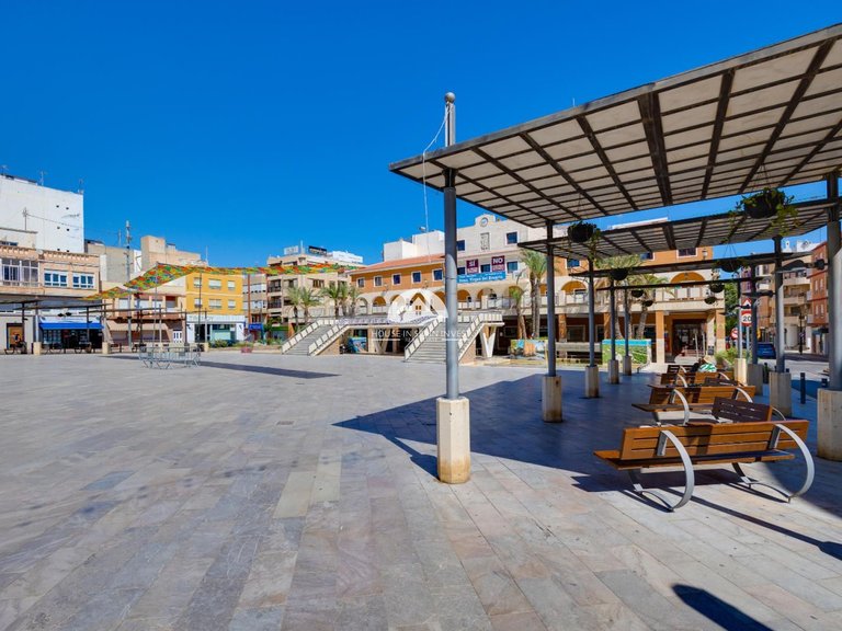 Apartment for Sale in Guardamar - El Raso Guardamar Del Segura, Alicante 35