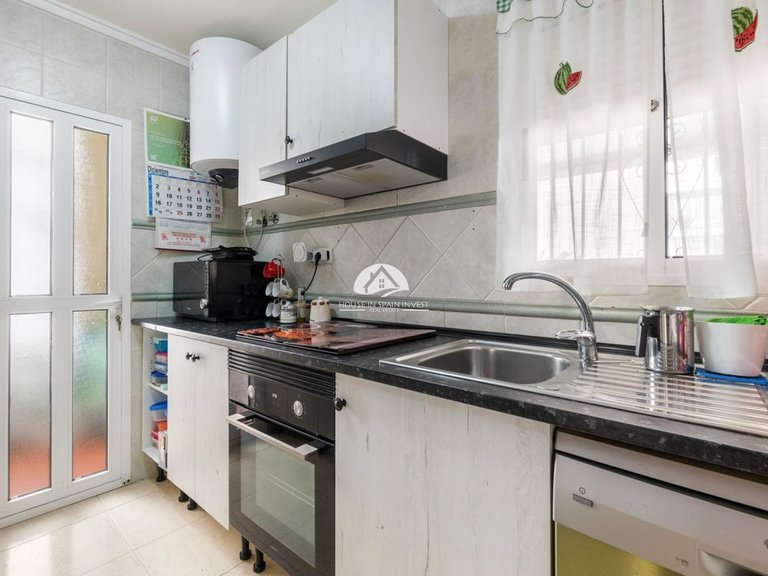 Villa for Sale in Villamartín - Las Filipinas Orihuela Costa, Alicante 9