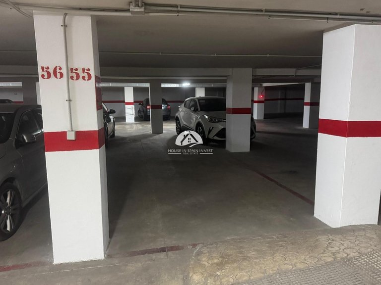 Garage for Sale in El Acequión - Los Náufragos Torrevieja, Alicante 2