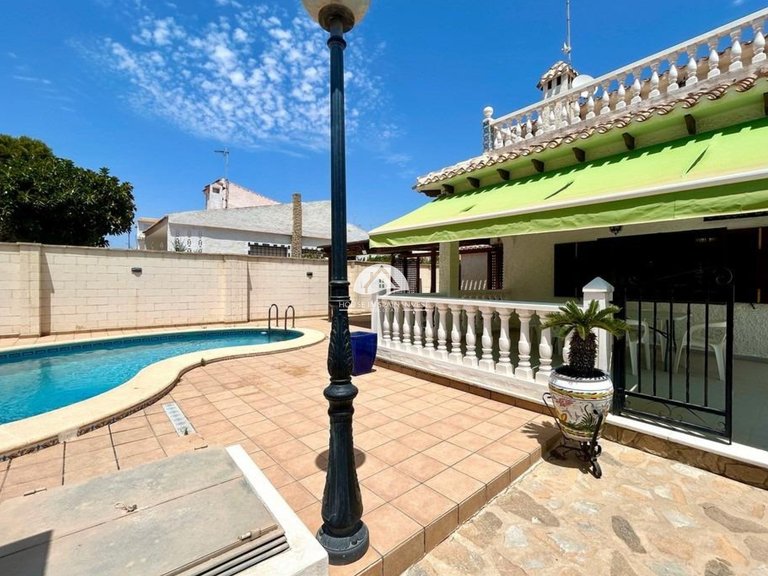 Villa for Sale in La Zenia Orihuela Costa, Alicante 27