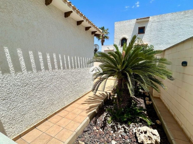 Villa for Sale in La Zenia Orihuela Costa, Alicante 28