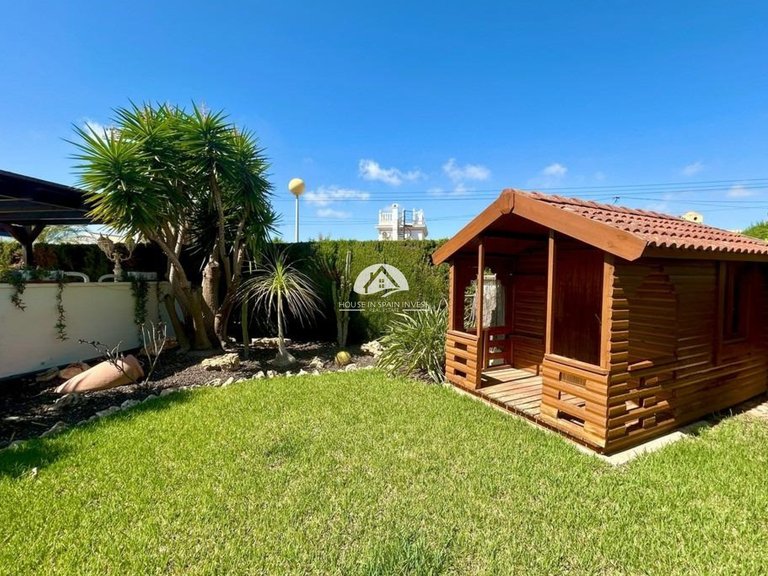 Villa for Sale in Cabo Roig - La Regia Orihuela Costa, Alicante 15
