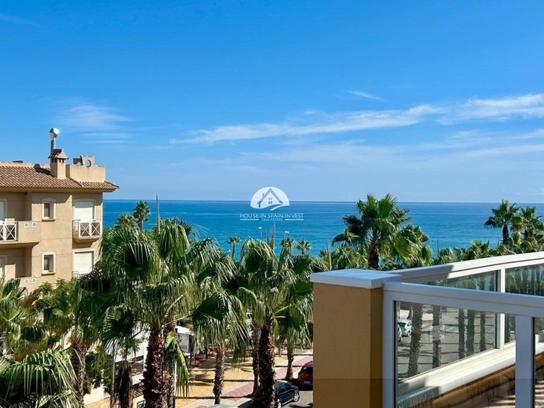 Penthouse for Sale in Dehesa de campoamor Orihuela Costa, Alicante 4