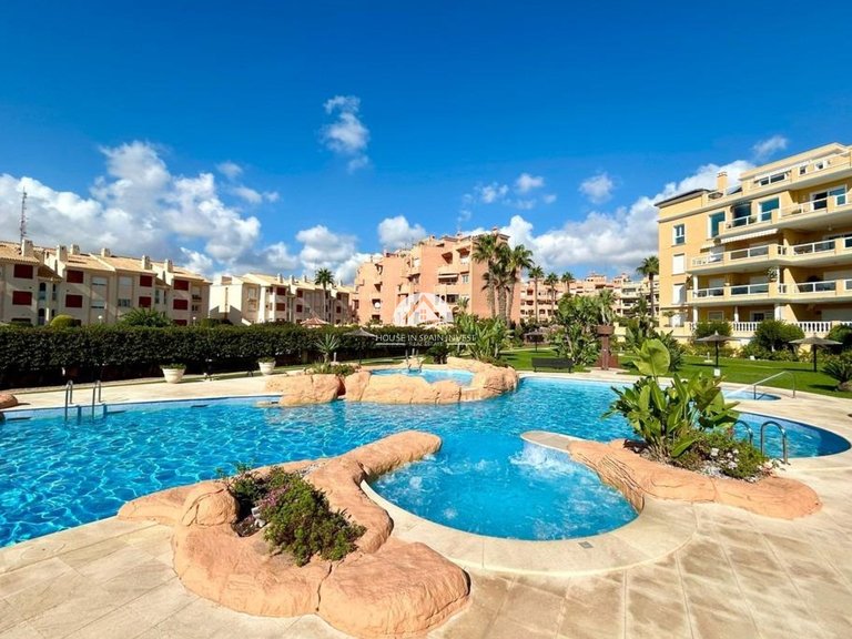 Penthouse for Sale in Dehesa de campoamor Orihuela Costa, Alicante 33