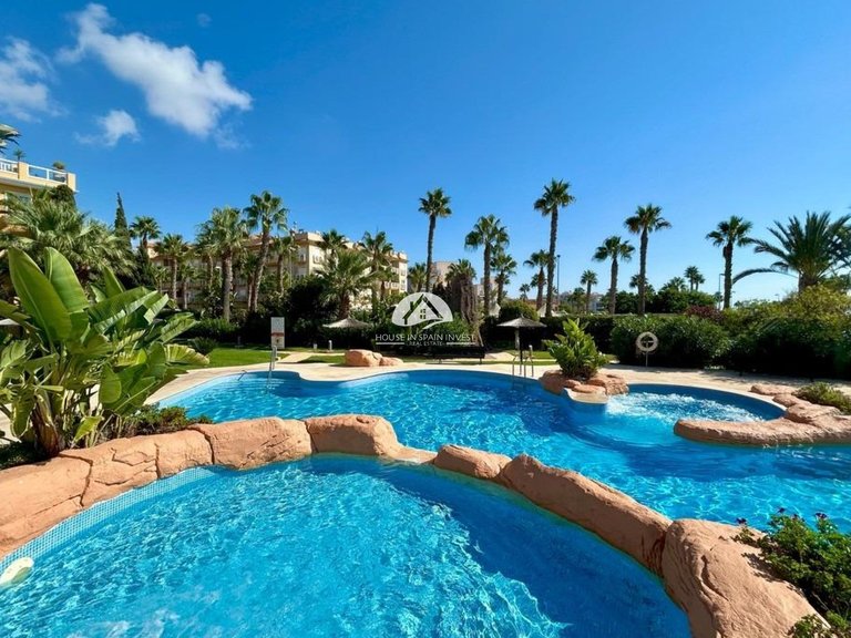 Penthouse for Sale in Dehesa de campoamor Orihuela Costa, Alicante 35