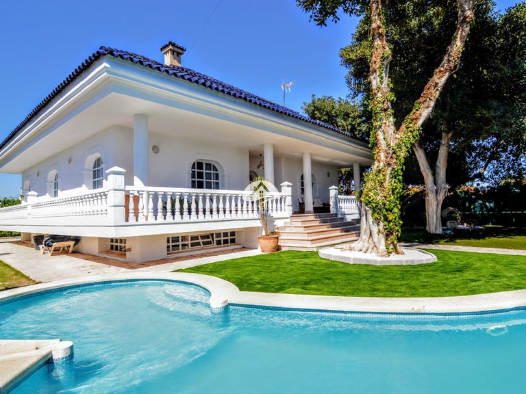 Villa for Sale in Torreta - Salado Torrevieja, Alicante 1