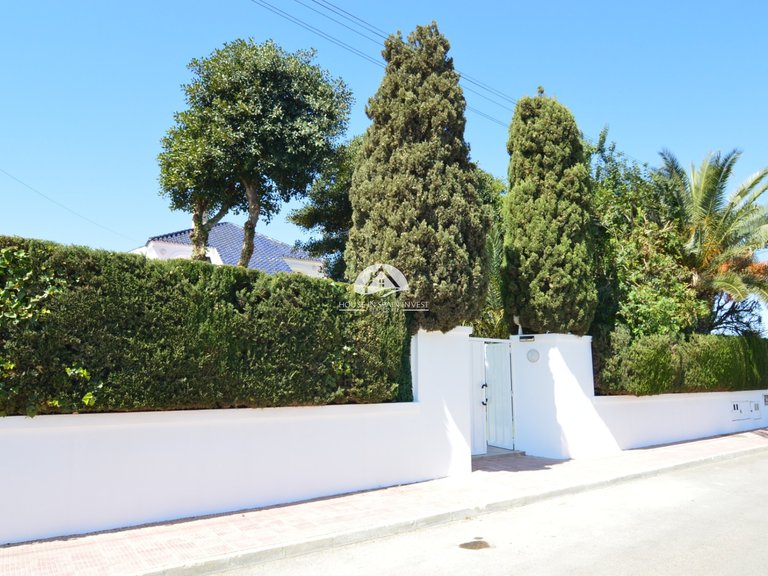 Villa for Sale in Torreta - Salado Torrevieja, Alicante 2