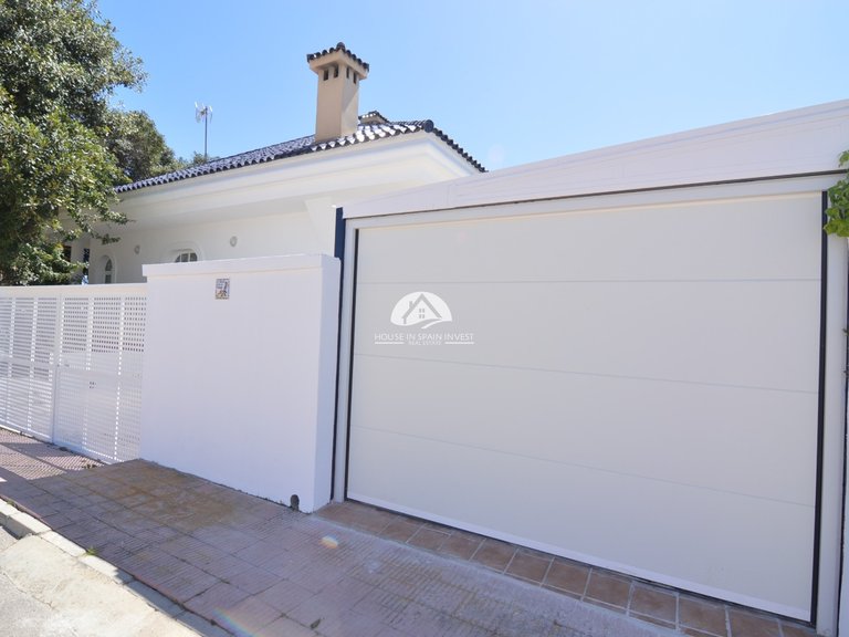 Villa for Sale in Torreta - Salado Torrevieja, Alicante 33