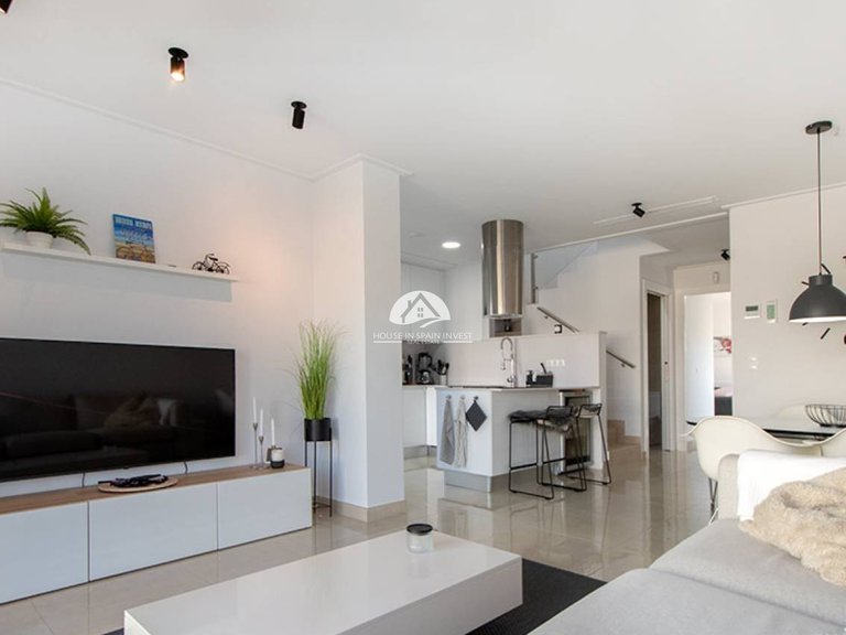 Villa for Sale in Ciudad Quesada Rojales - Ciudad Quesada, Alicante 5