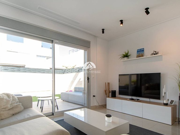 Villa for Sale in Ciudad Quesada Rojales - Ciudad Quesada, Alicante 6