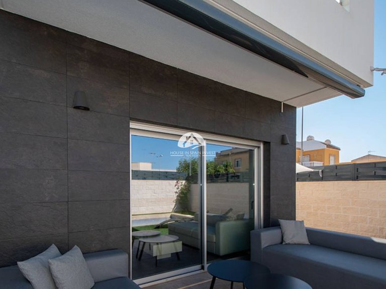 Villa for Sale in Ciudad Quesada Rojales - Ciudad Quesada, Alicante 19