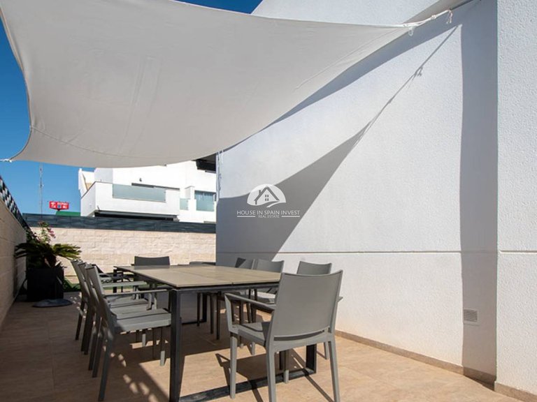 Villa for Sale in Ciudad Quesada Rojales - Ciudad Quesada, Alicante 20