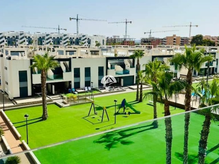 Apartment for Sale in Guardamar - El Raso Guardamar Del Segura, Alicante 3