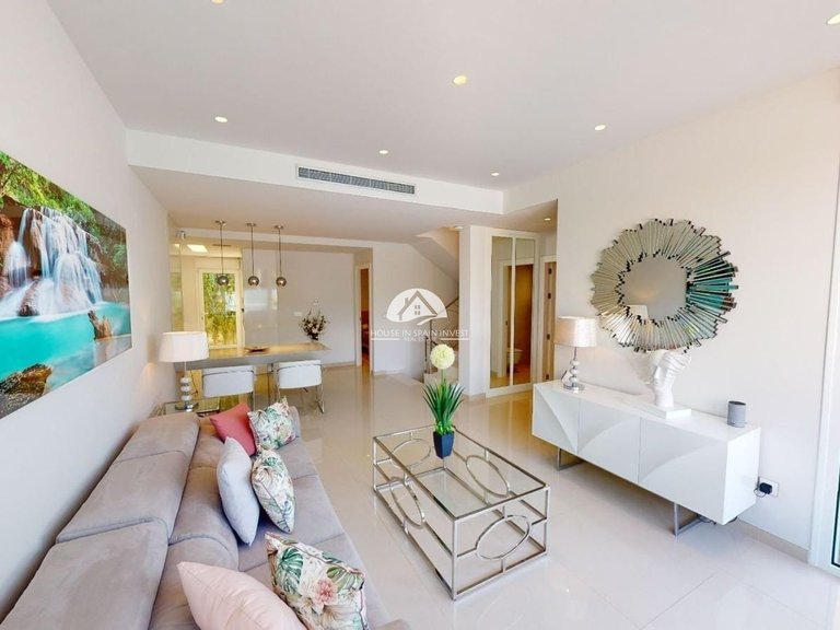 Villa for Sale in Torrevieja Torrevieja, Alicante 6