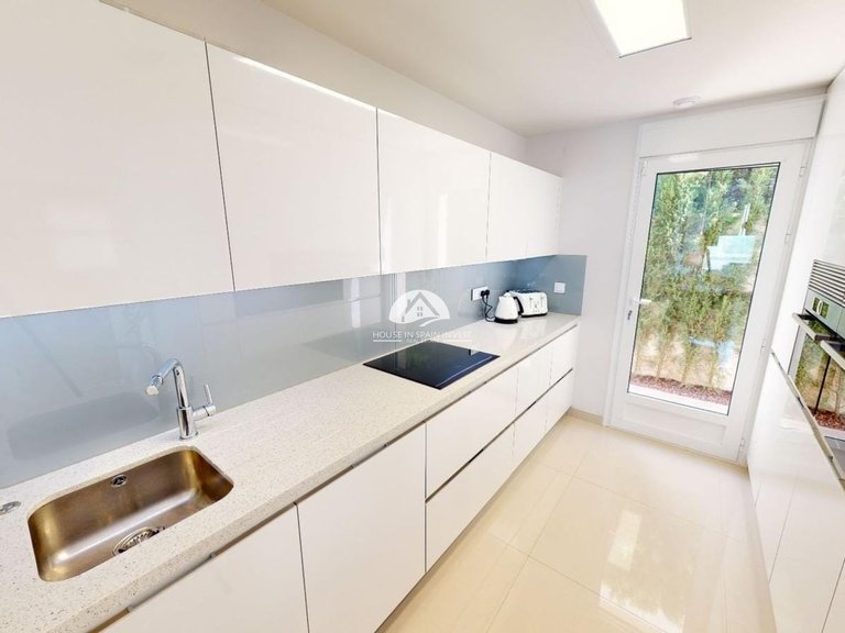 Villa for Sale in Torrevieja Torrevieja, Alicante 8