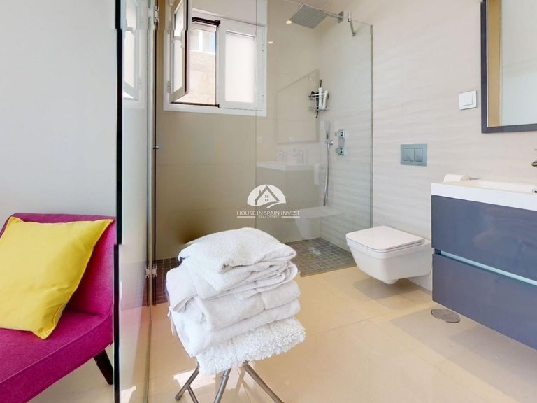 Villa for Sale in Torrevieja Torrevieja, Alicante 9