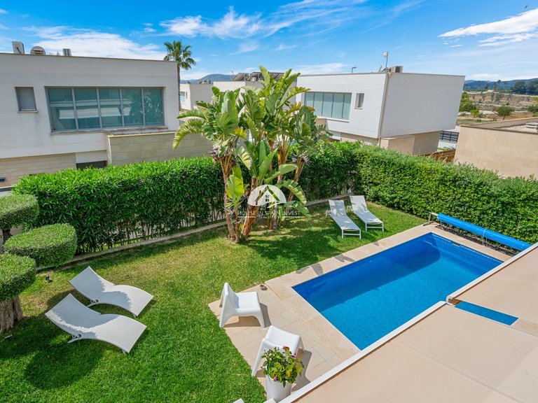 Villa for Sale in Vistabella Jacarilla, Alicante 5