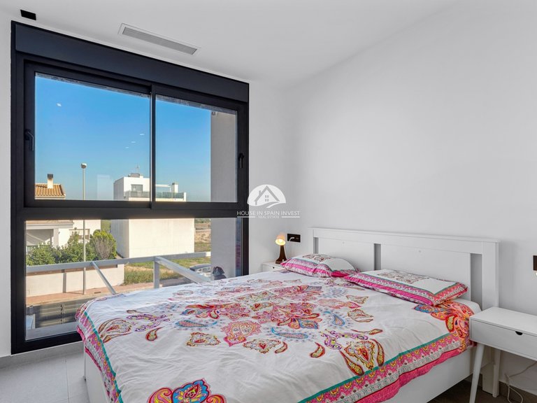 Villa for Sale in Ciudad Quesada Rojales - Ciudad Quesada, Alicante 11