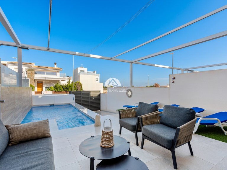 Villa for Sale in Ciudad Quesada Rojales - Ciudad Quesada, Alicante 25