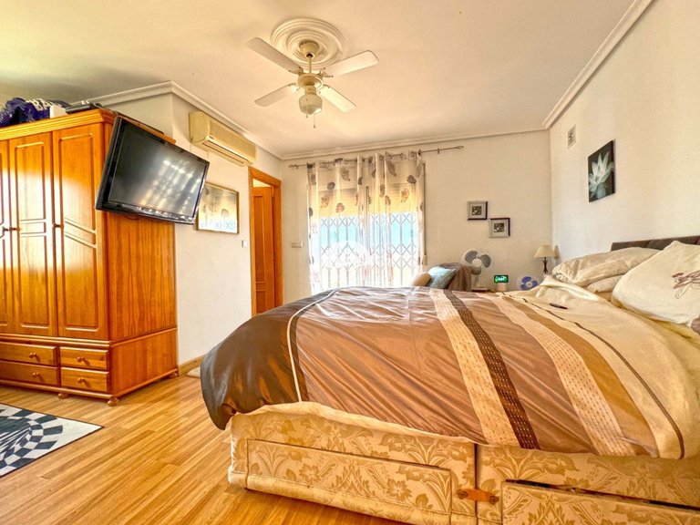 Villa for Sale in Los Balcones Torrevieja, Alicante 39