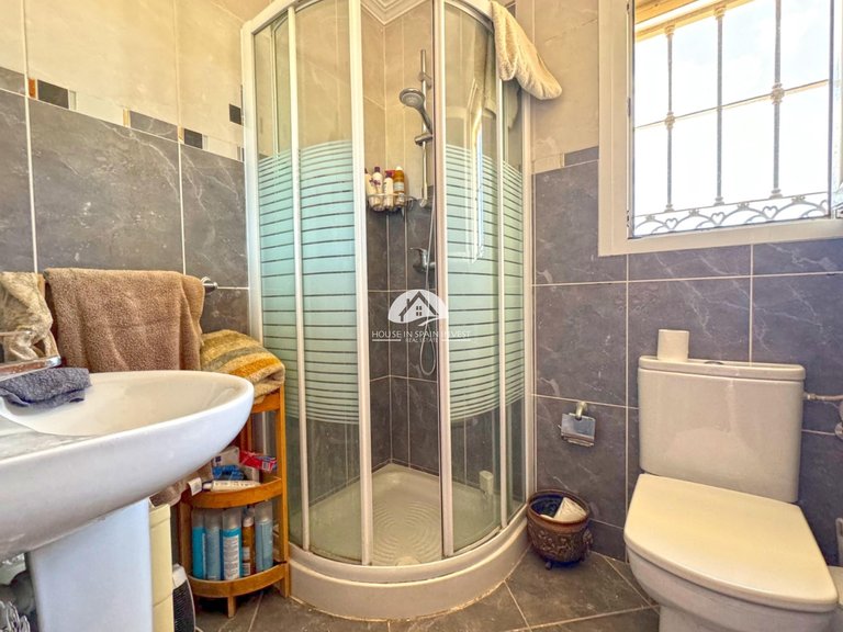 Villa for Sale in Los Balcones Torrevieja, Alicante 40