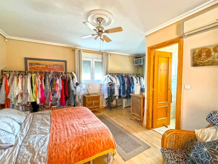 Villa for Sale in Los Balcones Torrevieja, Alicante 41