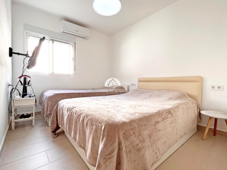 Town House for Sale in Playa Flamenca Orihuela Costa, Alicante 10