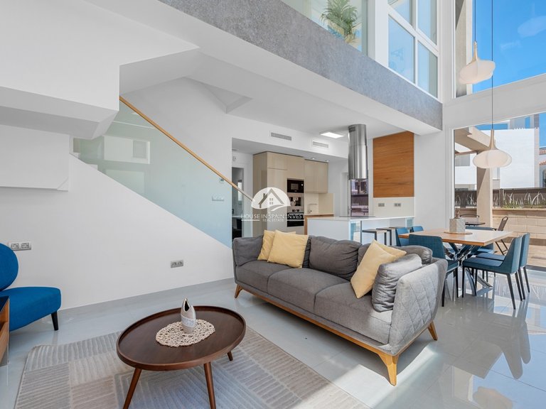 Villa for Sale in Ciudad Quesada Rojales - Ciudad Quesada, Alicante 5