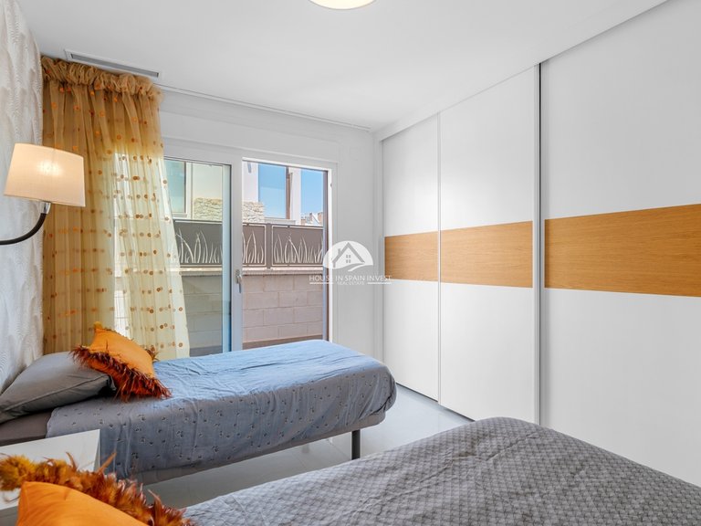 Villa for Sale in Ciudad Quesada Rojales - Ciudad Quesada, Alicante 11