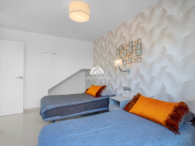 Villa for Sale in Ciudad Quesada Rojales - Ciudad Quesada, Alicante 12