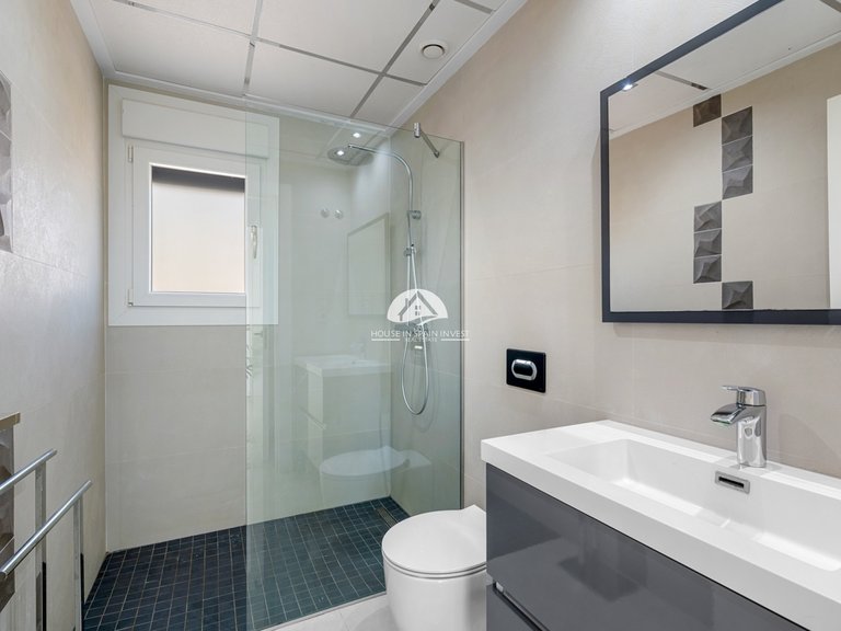 Villa for Sale in Ciudad Quesada Rojales - Ciudad Quesada, Alicante 20