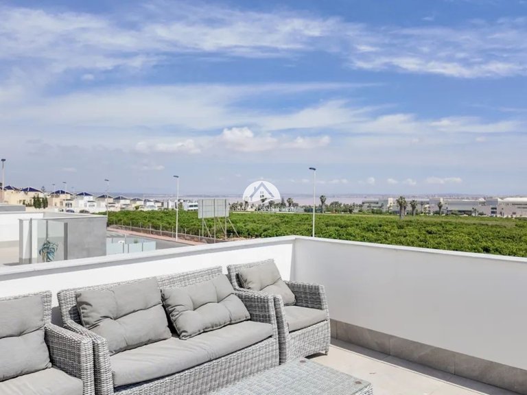 Villa for Sale in Los Balcones Torrevieja, Alicante 19