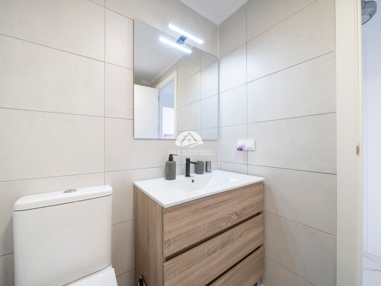 Apartment for Sale in Punta Prima Torrevieja, Alicante 17