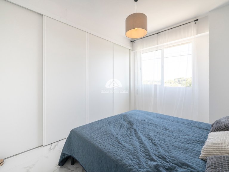 Apartment for Sale in Punta Prima Torrevieja, Alicante 21