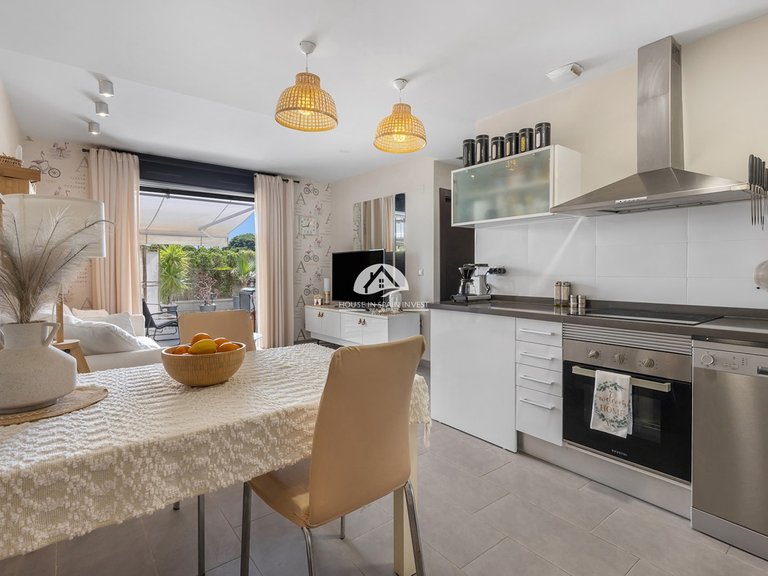 Apartment for Sale in La Mata Torrevieja, Alicante 20