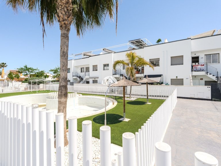 Apartment for Sale in Torre de la Horadada Pilar De La Horadada, Alicante 1