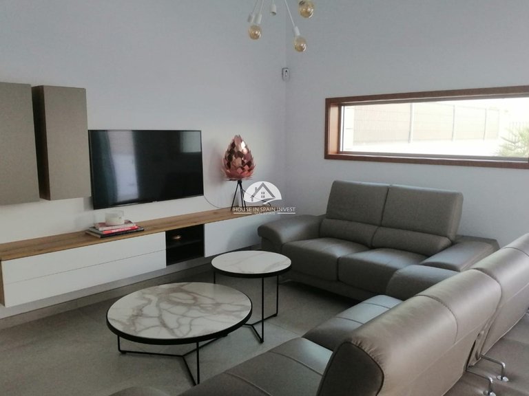 Villa for Sale in Guardamar - El Raso Guardamar Del Segura, Alicante 3