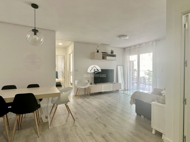 Apartment for Sale in Villamartín - Las Filipinas Orihuela Costa, Alicante 2