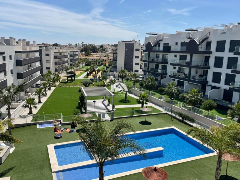 Apartment for Sale in Villamartín - Las Filipinas Orihuela Costa, Alicante 1