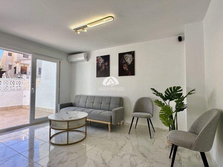 Town House for Sale in Los Balcones Torrevieja, Alicante 2
