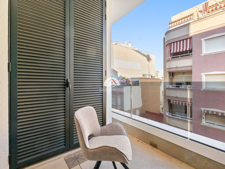 Apartment for Sale in Playa del Cura Torrevieja, Alicante 12