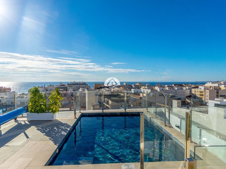 Apartment for Sale in Playa del Cura Torrevieja, Alicante 25