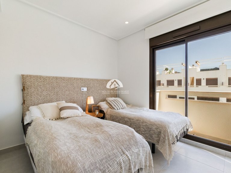 Town House for Sale in Torrevieja Torrevieja, Alicante 24