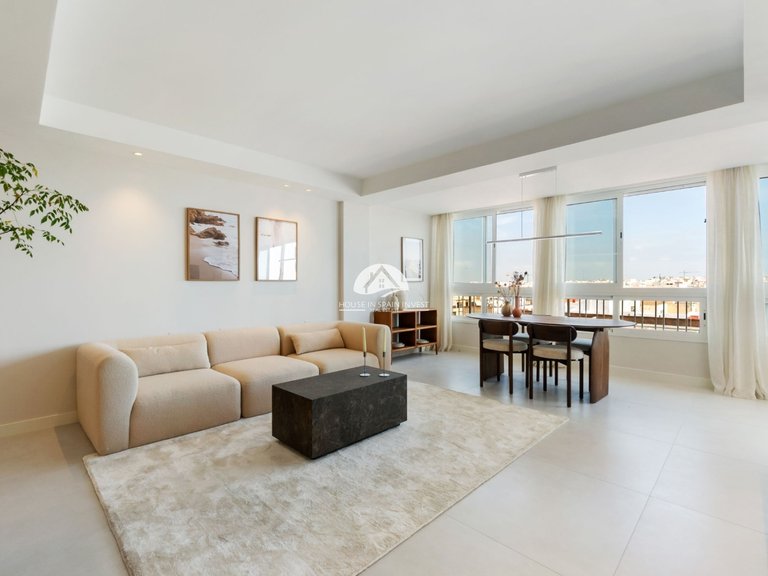 Apartment for Sale in Torrevieja Torrevieja, Alicante 1