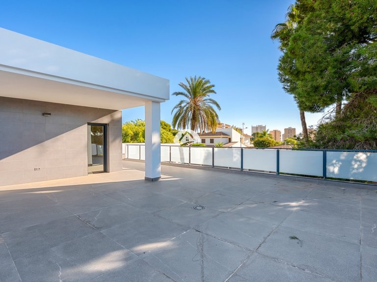 Villa for Sale in Lomas de Campoamor Orihuela Costa, Alicante 13