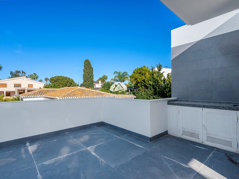 Villa for Sale in Lomas de Campoamor Orihuela Costa, Alicante 15