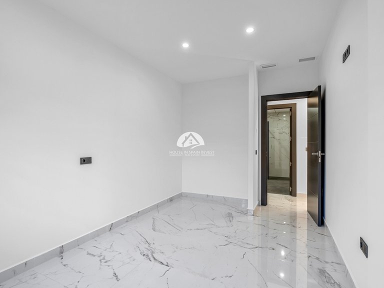Villa for Sale in Lomas de Campoamor Orihuela Costa, Alicante 20