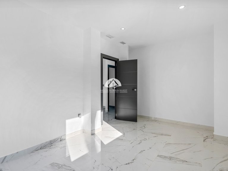 Villa for Sale in Lomas de Campoamor Orihuela Costa, Alicante 22